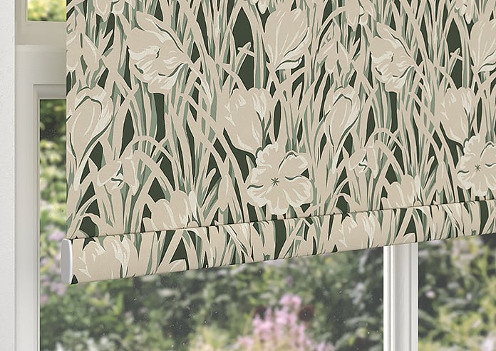 Emily Bond Crocus, Green - Roller Blind - Image 4